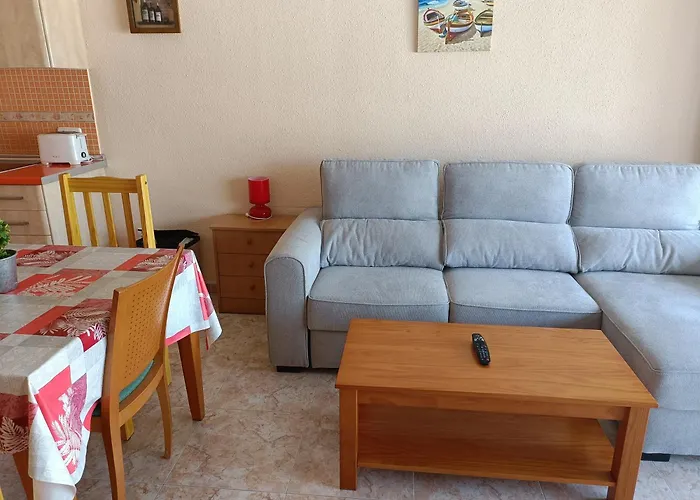Apartamento con vistas a la playa de Levante
